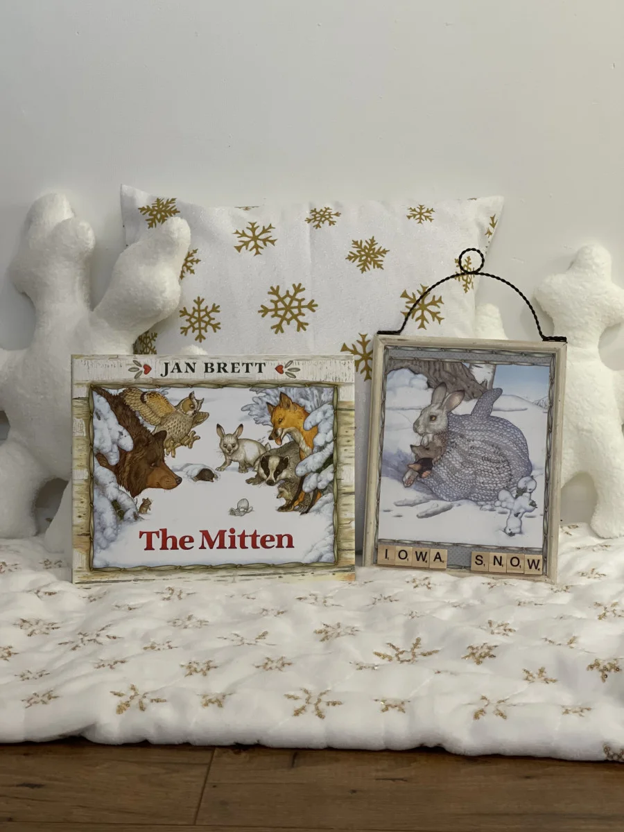 The Mitten: Hardcover - Image 2